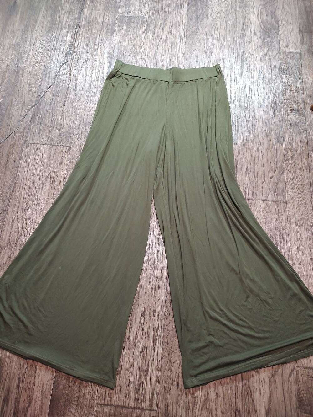 SIMPLE Suzanne Betro Wide Leg Olive Green Palazzo Pants Size 3X Nwt